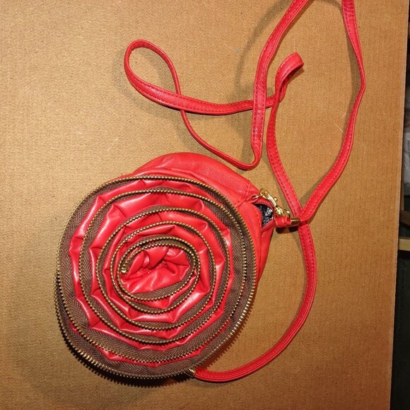 Red Spiral Zipper Round Crossbody Bag W/Adjustable Strap & Lace-Lined Interior - Picture 1 of 4